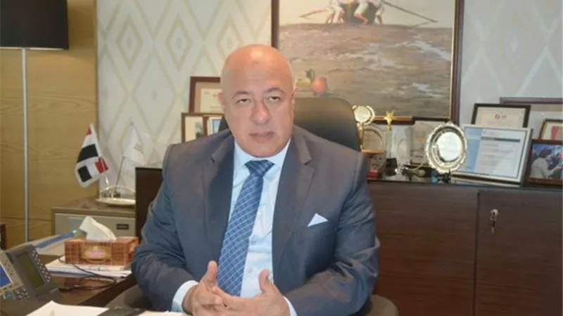 ”أبو الفتوح”: البنك الأهلي جذب حصيلة بقيمة 425 مليار جنيه من شهادة الـ18% حتى الآن