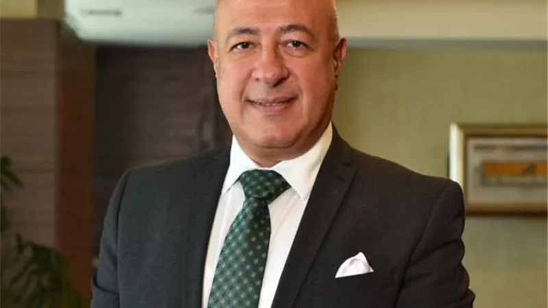 البنك الأهلي يجذب 477 مليار جنيه من شهادات 18% حتي الآن