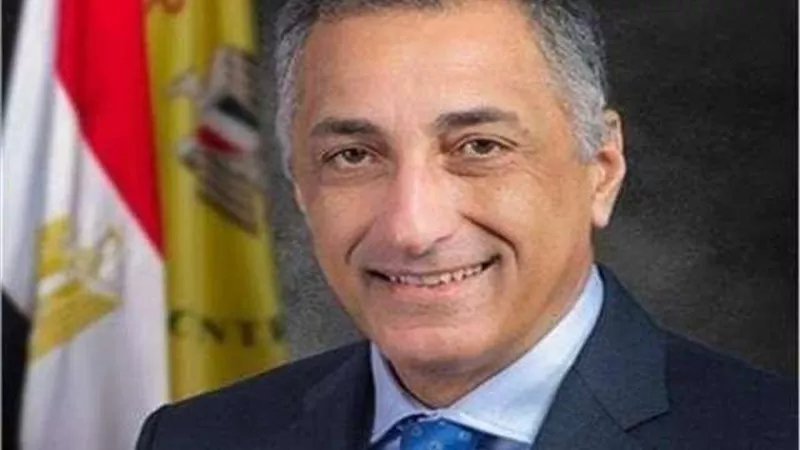 طارق عامر: اعتذاري عن منصبي لضخ دماء جديدة ولاستكمال المسيرة التنموية الناجحة تحت قيادة الرئيس السيسي