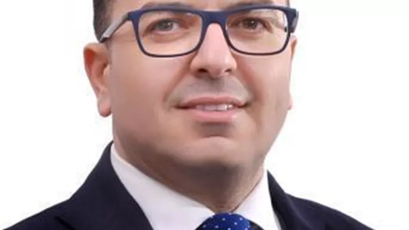 خبير مصرفي يتوقع رفع أسعار الفائدة من 2 لـ 3% الخميس المقبل