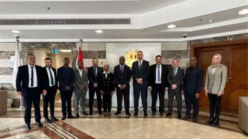 وفد فني من تنزانيا يزور البنك المركزي المصري للتعرف على تجربته الناجحة في مجال الأمن السيبراني للقطاعات المالية والمصرفية