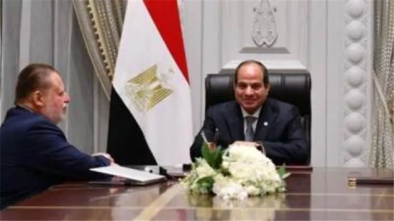 الرئيس السيسي يشدد على تعزيز الاستقرار المالي والنقدي واستدامة اجتماعه مع محافظ البنك المركزي
