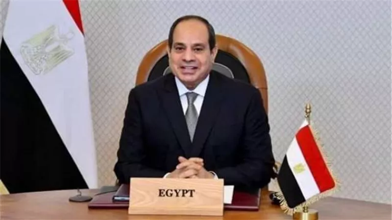 الرئيس السيسي يلتقي رئيس المنتدى الاقتصادي العالمي ويثني على جدول الأعمال