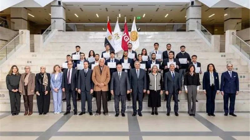 محافظ البنك المركزي المصري يشهد مراسم توقيع مذكرة تفاهم لإطلاق أول دبلومة متخصصة في الذكاء الاصطناعي بالقطاع المصرفي