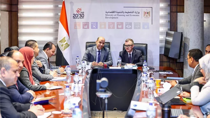 وزيرا «التخطيط» و«العمل» يناقشان عددًا من الملفات المشتركة لرفع كفاءة ومرونة سوق العمل المصري