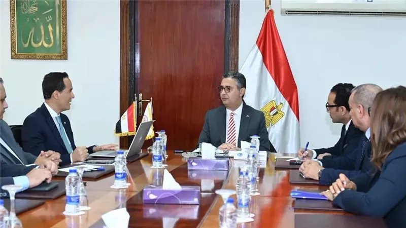 وزير التموين والتجارة الداخلية يتابع جهود جهاز تنمية التجارة الداخلية في التحول الرقمي