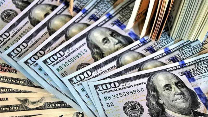 أسعار الدولار أمام الجنيه بالبنوك مع بداية تعاملات اليوم الثلاثاء 5 مايو 2026