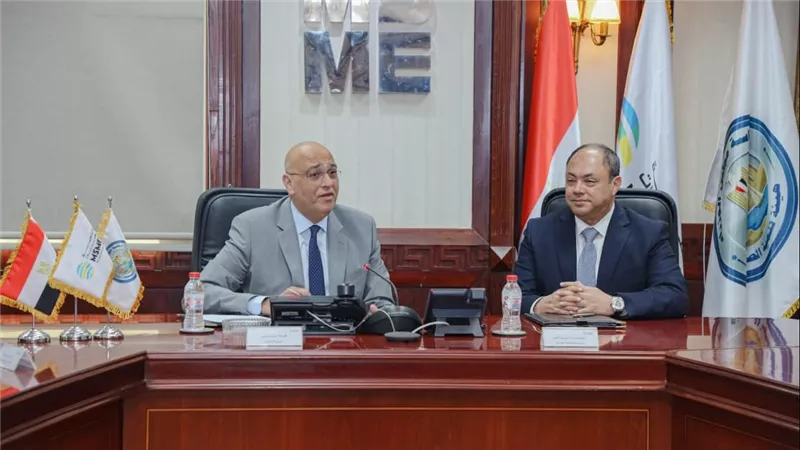 توقيع مذكرة تفاهم بين جهاز تنمية المشروعات وهيئة تنمية الصعيد لدعم المشروعات الإنتاجية والصناعية لشباب الصعيد