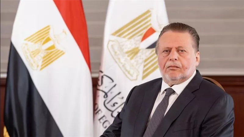 محافظ البنك المركزي المصري يهنئ رئيس الجمهورية بمناسبة الذكرى الثالثة عشرة لثورة الثلاثين من يونيو المجيدة