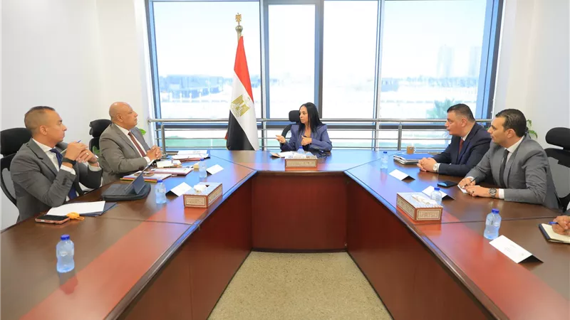 وزيرة التضامن الاجتماعي تتابع التقرير السنوي لمؤشرات الأداء لبنك ناصر الاجتماعي خلال 2025-2026 