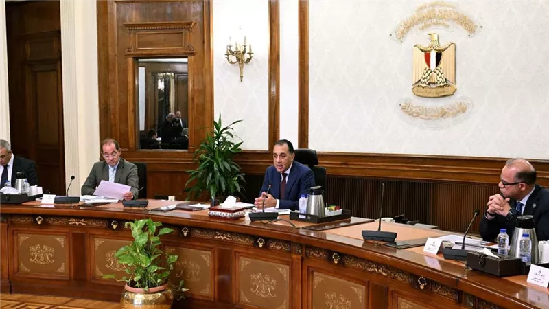 رئيس الوزراء يتابع جهود تحفيز الإنتاج المحلي وتعميق التصنيع الوطني وزيادة الصادرات